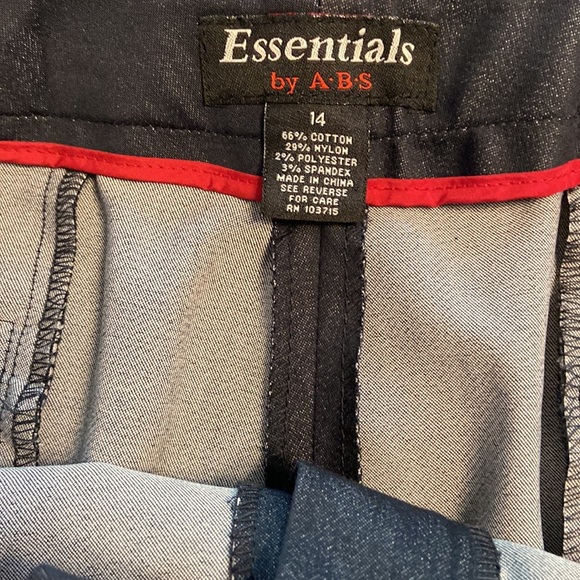 Essential pants brand new with tag size 14 - Picture 7 of 7